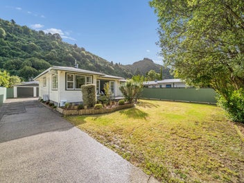 1/34 Black Beech Street, Birchville, Upper Hutt
