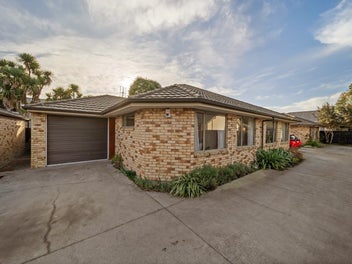 16C Defoe Place, Waltham, Christchurch