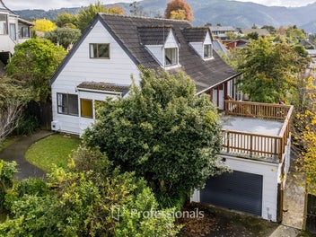 8 Sunbrae Drive, Silverstream, Upper Hutt