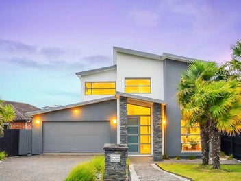 22 Borneo Drive, Fairview Heights, Auckland