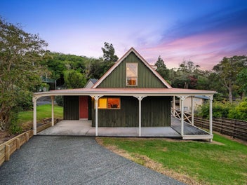 21 Mariners Grove, Algies Bay