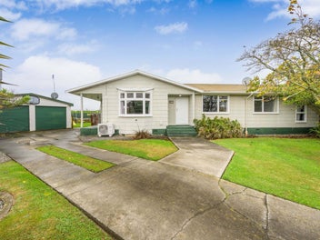 17 Egmont Place, Westbrook, Palmerston North