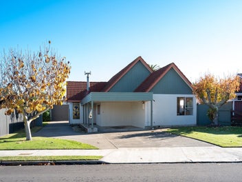 25 Chester Street, Taradale, Napier