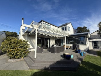 11 Lake Terrace Road, Burwood, Christchurch