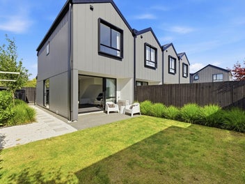 62D Cleveland Street, Edgeware, Christchurch