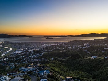 252 Normandale Road, Normandale, Lower Hutt