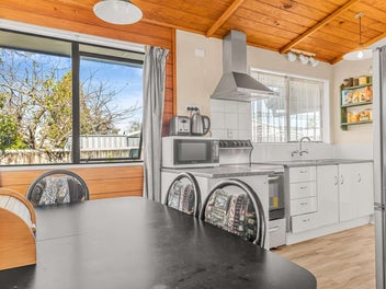 9B Kentucky Crescent, Nawton, Hamilton