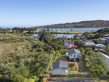 35 Uenuku Avenue, Raglan, Raglan