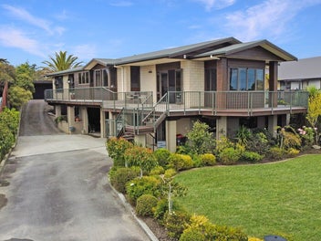 10 Gilbert Road, Paroa, Greymouth