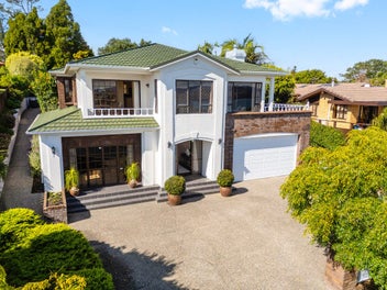 30 Sylvania Crescent, Lynfield, Auckland