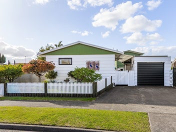 42 Konini Crescent, Pirimai, Napier