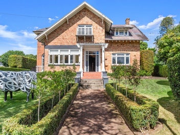 10 Sharpe Road, Epsom, Auckland