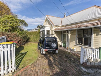 33 Orbell Street, Dalmore, Dunedin