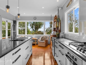 624 Golden Stairs Road, Mareretu, Maungaturoto