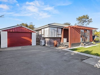 2/33 Tower Street, Hornby, Christchurch