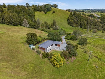 2321 State Highway 1, Hukerenui, Hikurangi
