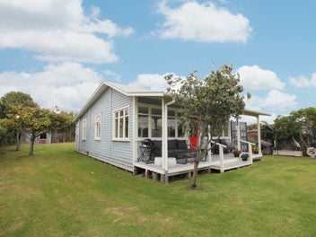 14 Shortt Street, Foxton Beach, Foxton