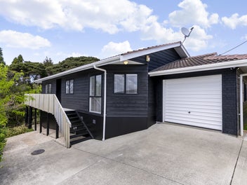 2/85 Verran Road, Birkenhead, Auckland