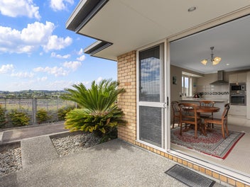 18/17 Simmonds Grove, Greerton, Tauranga