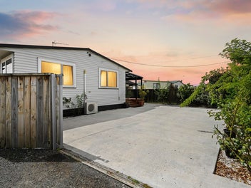 22A Pine Avenue, Bader, Hamilton