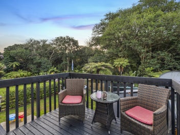 28 Gibbs Crescent, Red Hill, Papakura