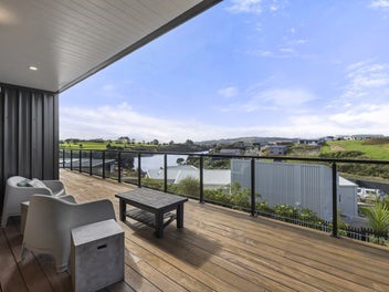 15 Maataitai Road, Raglan, Raglan