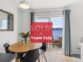 2/420 Queens Drive, Lyall Bay, Wellington