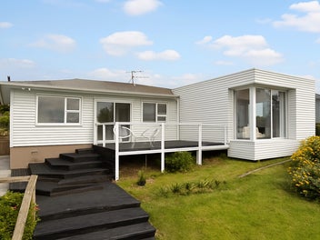 7 Bowes Crescent, Strathmore Park, Wellington