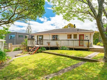 31 Takapu Street, Henderson, Auckland