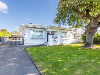 616 Saint Aubyn Street West, Saint Leonards, Hastings