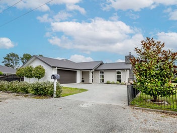 7 Pine Tree Road, Kaniere, Hokitika