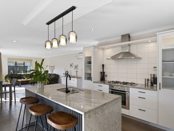 23 Inverness Drive, Pyes Pa, Tauranga