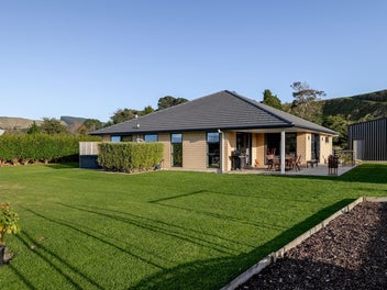 203 Turitea Road, Fitzherbert, Turitea