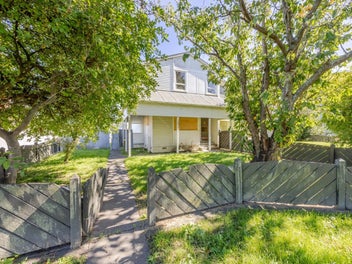 804 Takapu Place, Camberley, Hastings