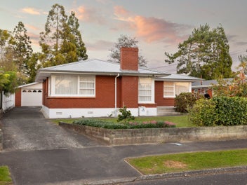 23 Regent Street, Silverdale, Hamilton