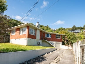 31 Tukanae Street, Strathmore Park, Wellington