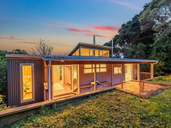 100 Motuhara Road, Plimmerton, Porirua