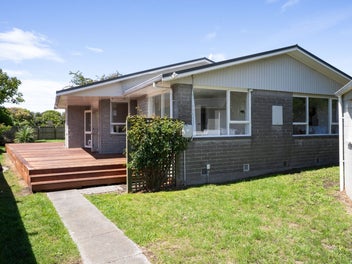 22 Besant Place, Avondale, Christchurch
