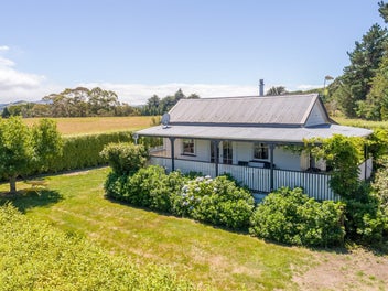 842 State Highway 2, Opaki, MASTERTON