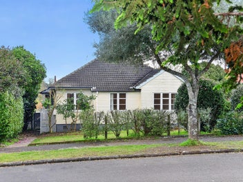 25 Bledisloe Terrace, Hamilton East, Hamilton