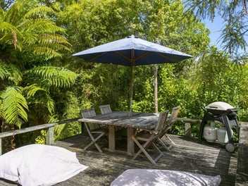 21 Taringa Avenue, Kuratau