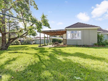 19 Fairfax Avenue, Northcote, Auckland