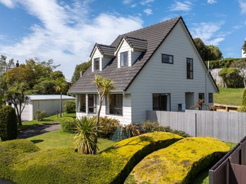 33 Abilene Crescent, Churton Park, Wellington