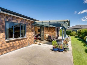 18 Portland Place, Poraiti, Napier