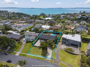 11 Cheriton Road, Mellons Bay, Auckland