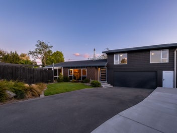 9A Seneca Place, Burwood, Christchurch