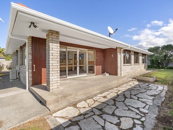 19 South Road, Waipu, Waipu