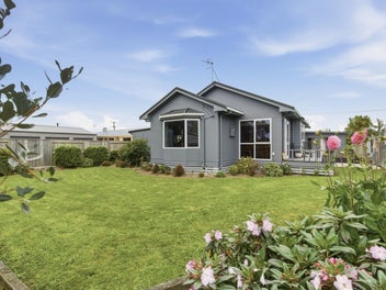 100 Hendersons Line, Marton, Marton