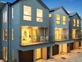 26D Trojan Crescent, New Lynn, Auckland