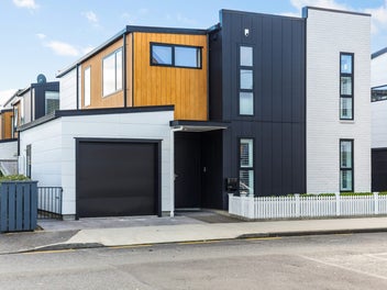 1/39 Nelson Street, Petone, Lower Hutt